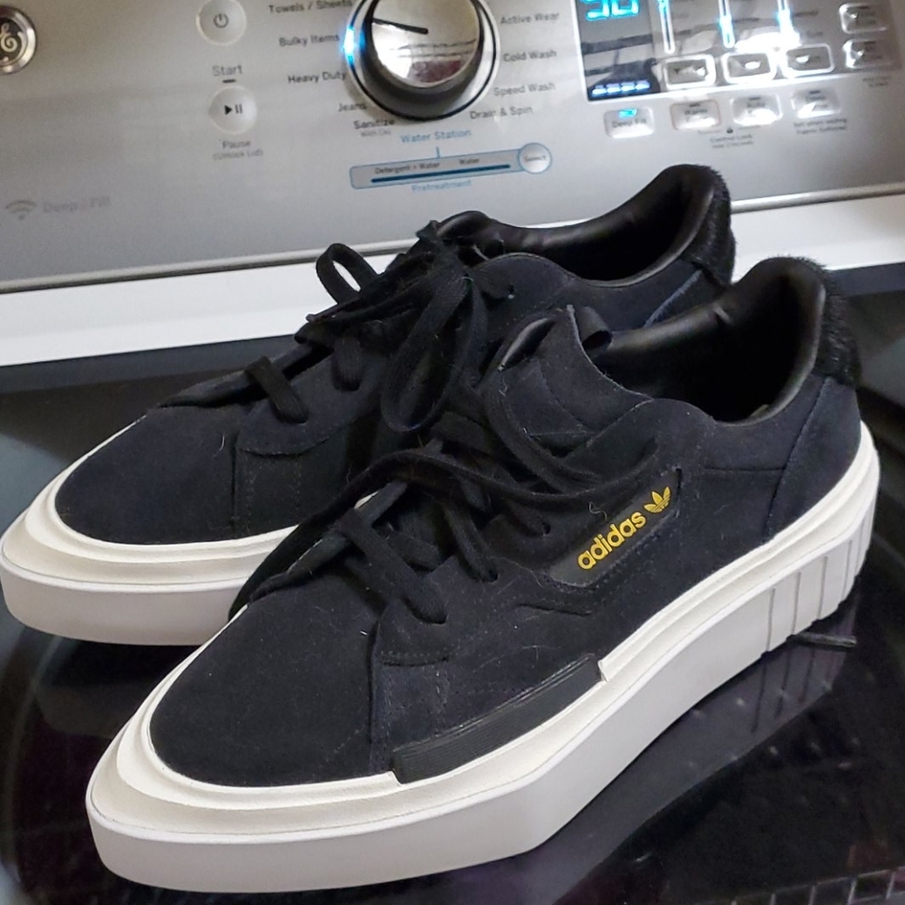 Adidas womens shoes